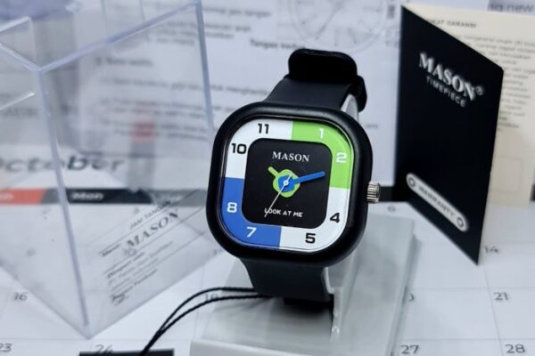 MASON Jam Tangan Analog Anak | 3202: Pilihan Ideal untuk Anak yang Ceria dan Aktif