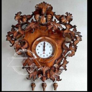 keindahan-jam-dinding-kayu-ukir-elemen-dekorasi-yang-elegan