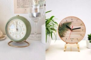 rekomendasi-jam-terbaik-untuk-dekorasi-meja-kamar-anda