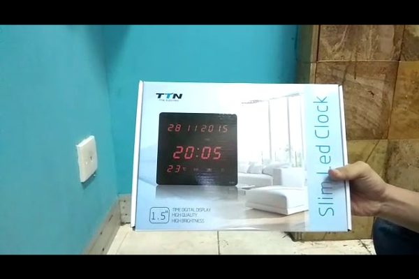 Review Jam Terbaik ILUM Slim LED Clock untuk Informasi Tepat