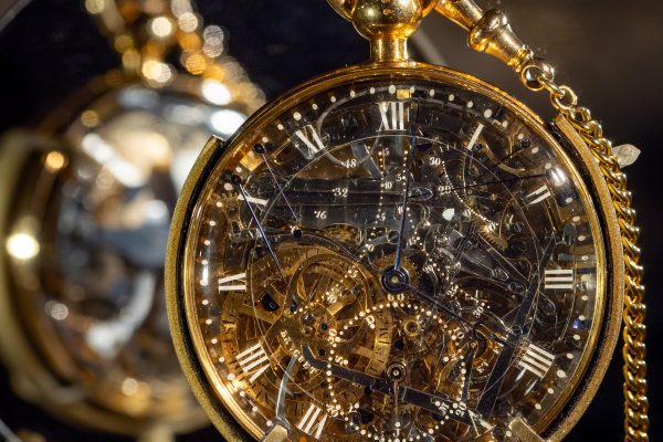 Jam Tanggan Breguet Marie Antoinette: Keindahan dan Sejarah Eksklusif